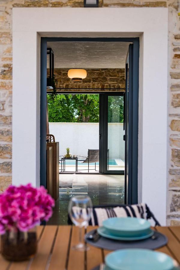 Stone House With Pool Poeta Villa Pridraga Dış mekan fotoğraf