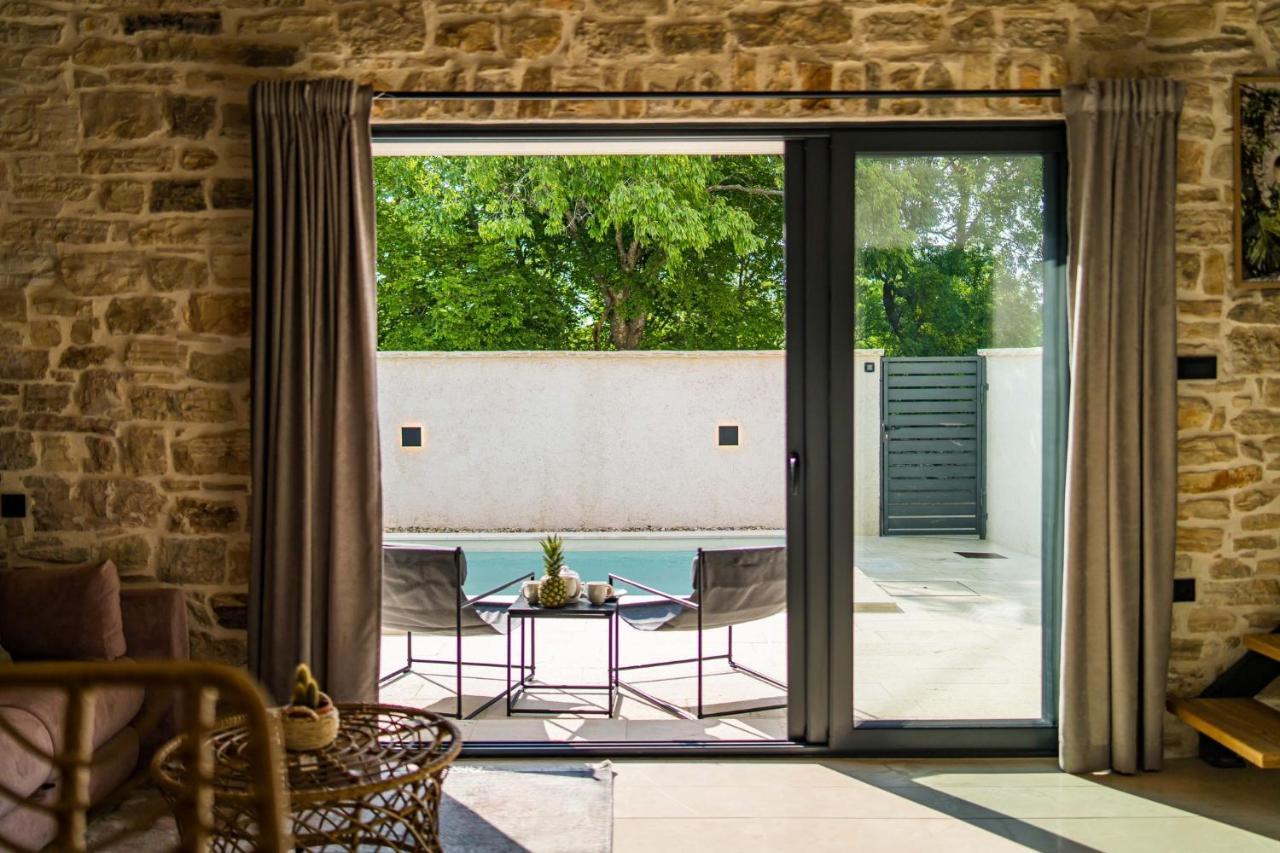 Stone House With Pool Poeta Villa Pridraga Dış mekan fotoğraf